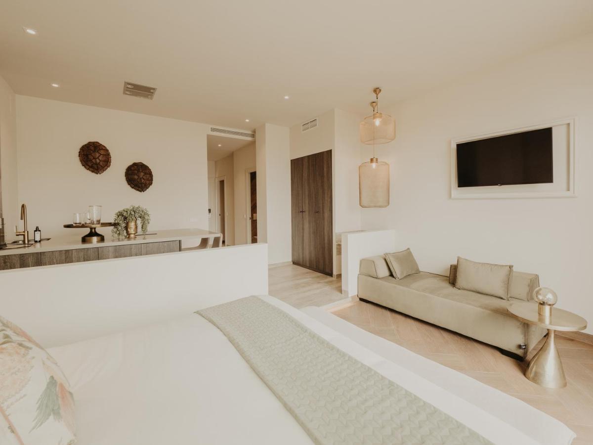 Comfy Studios Benalmadena Bagian luar foto