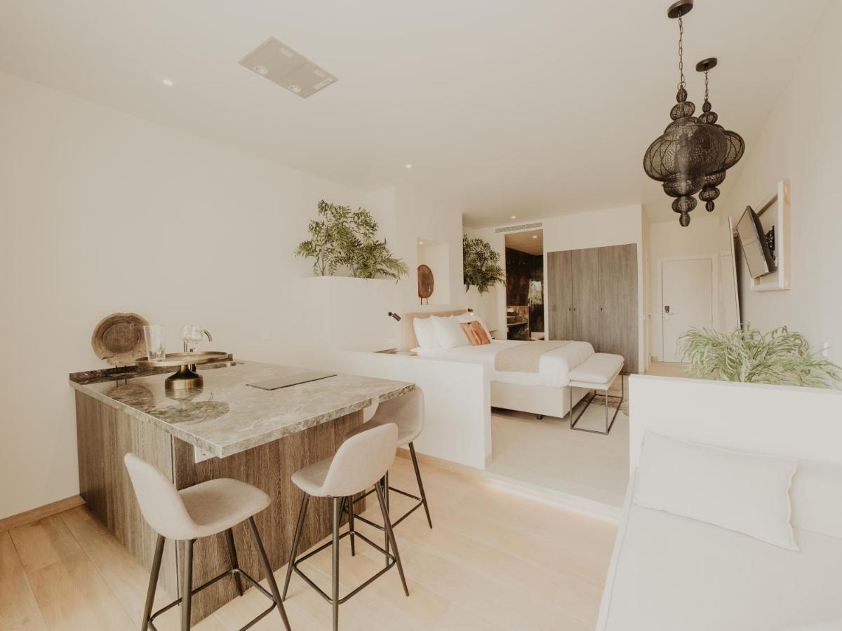 Comfy Studios Benalmadena Bagian luar foto