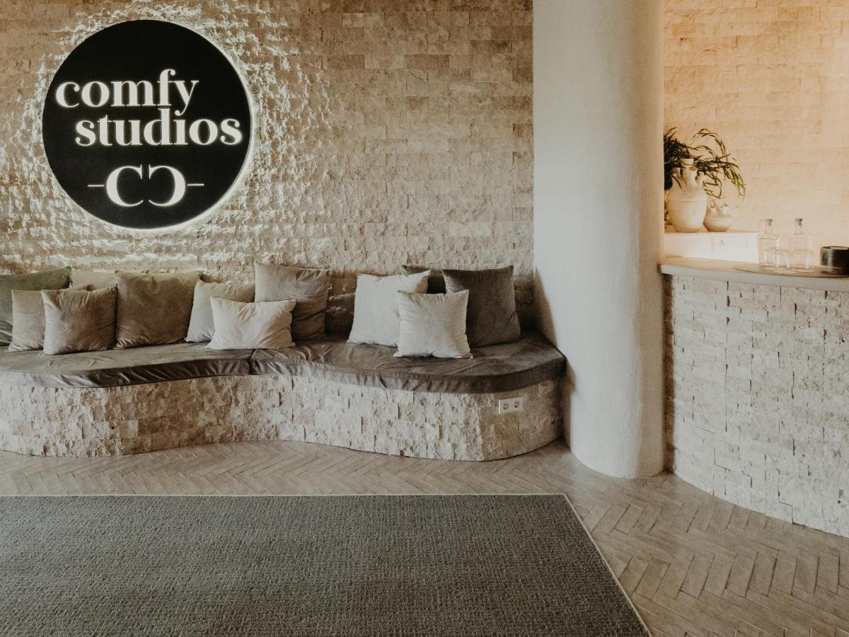 Comfy Studios Benalmadena Bagian luar foto